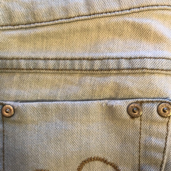 Light Wash Moto Jeans with wide bottoms - Picture 16 of 16